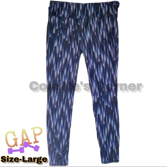 Black 1/4 Zip Pullover Top & Print Active Legging - Picture 4 of 8